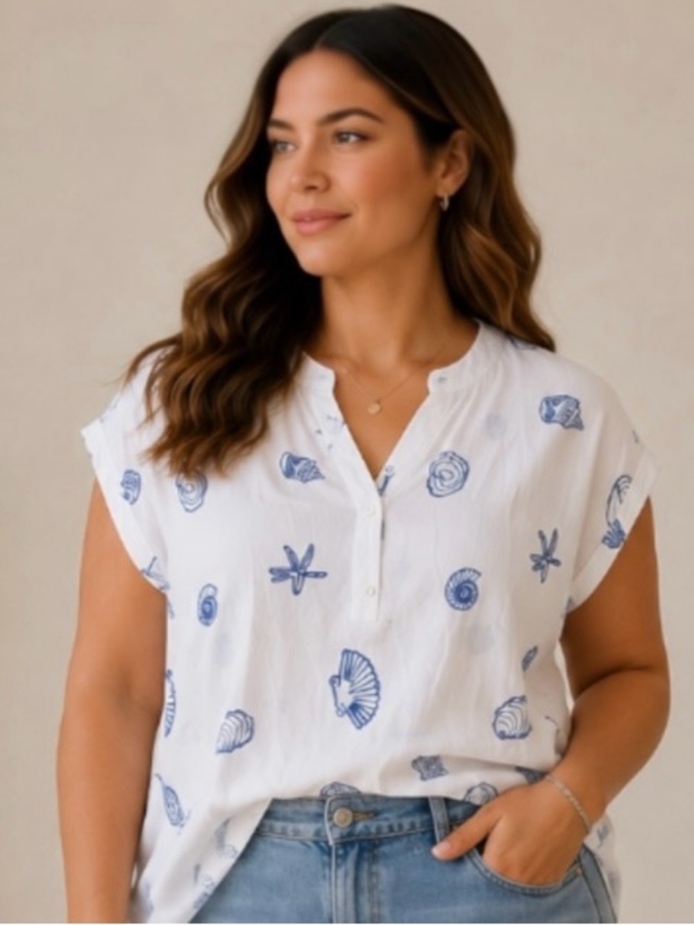 Kindred 1X Coastal Seashell Print Tunic Blouse White Blue NWT Beachy Summer